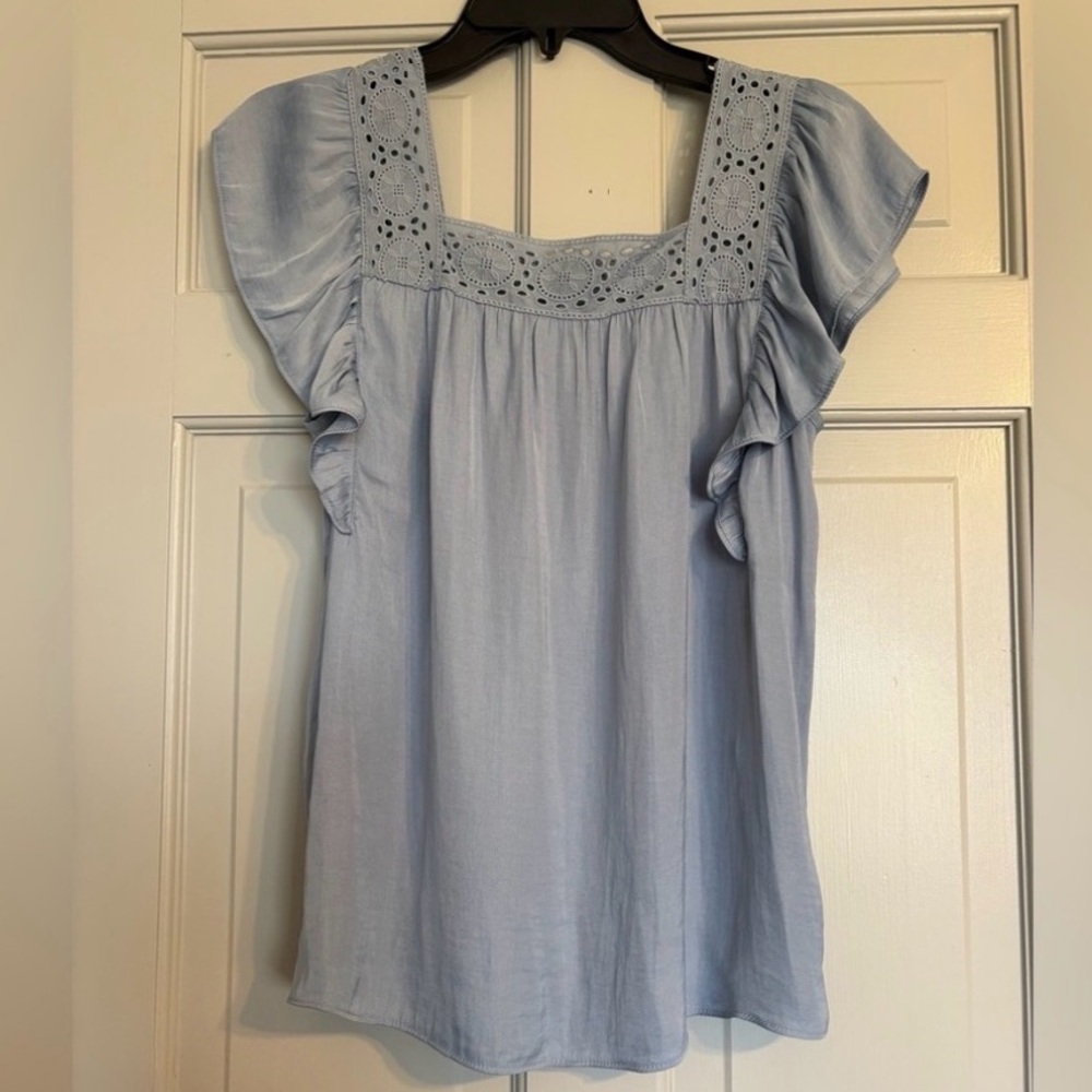 NWOT Rachel Zoe Light Blue Square Neck Eyelet Detail Flutter Sleeve Top XS